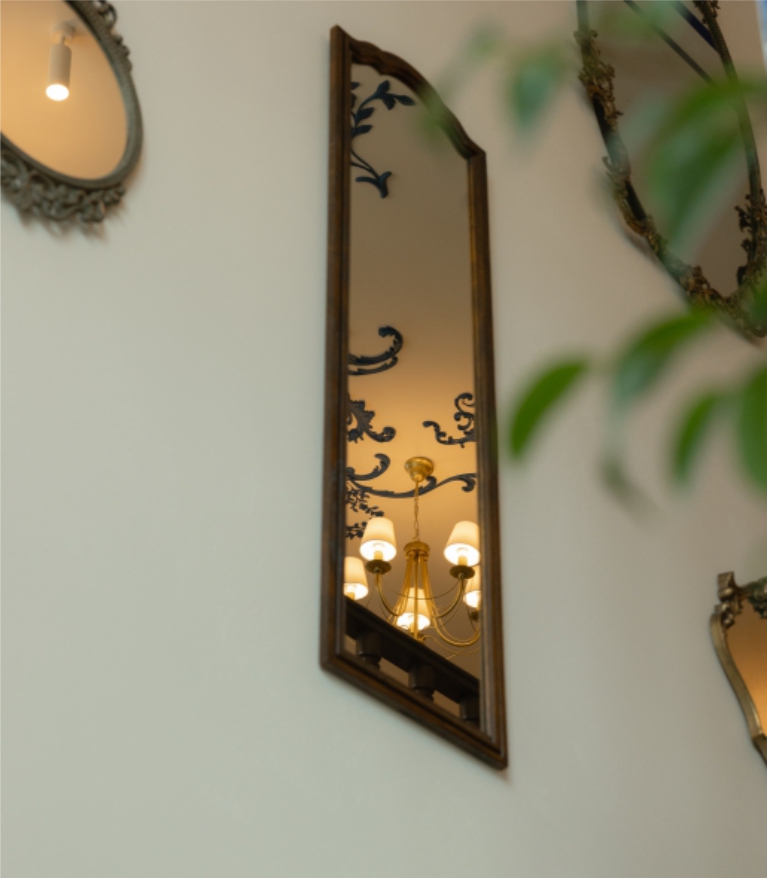 Mirror decor